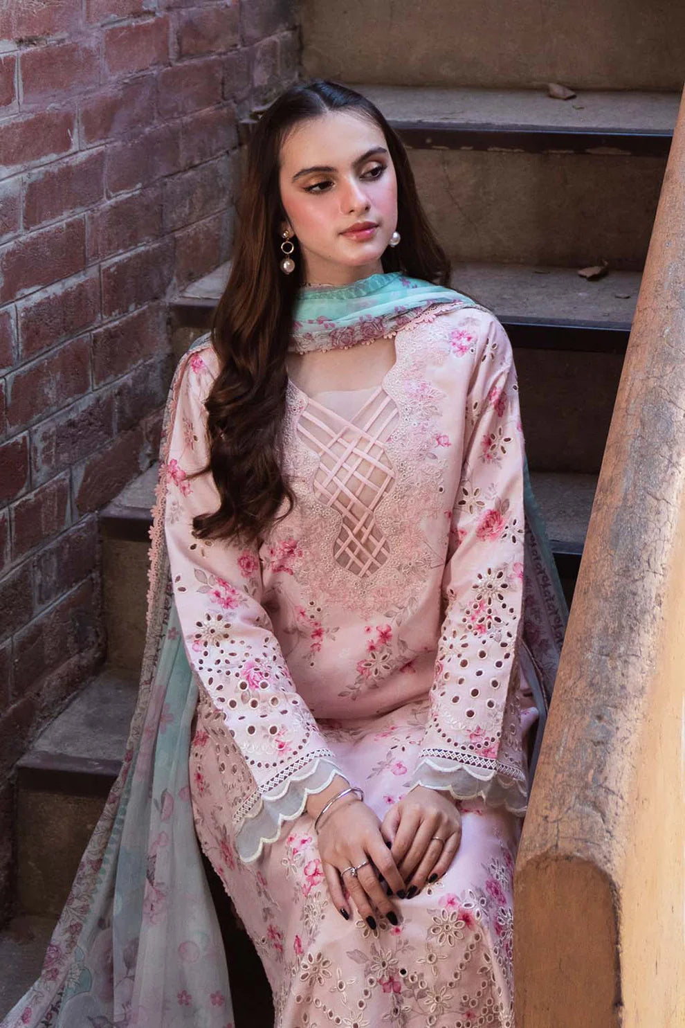 3 Piece Unstitched Neeshay Pink Luxury Printed Lawn Collection